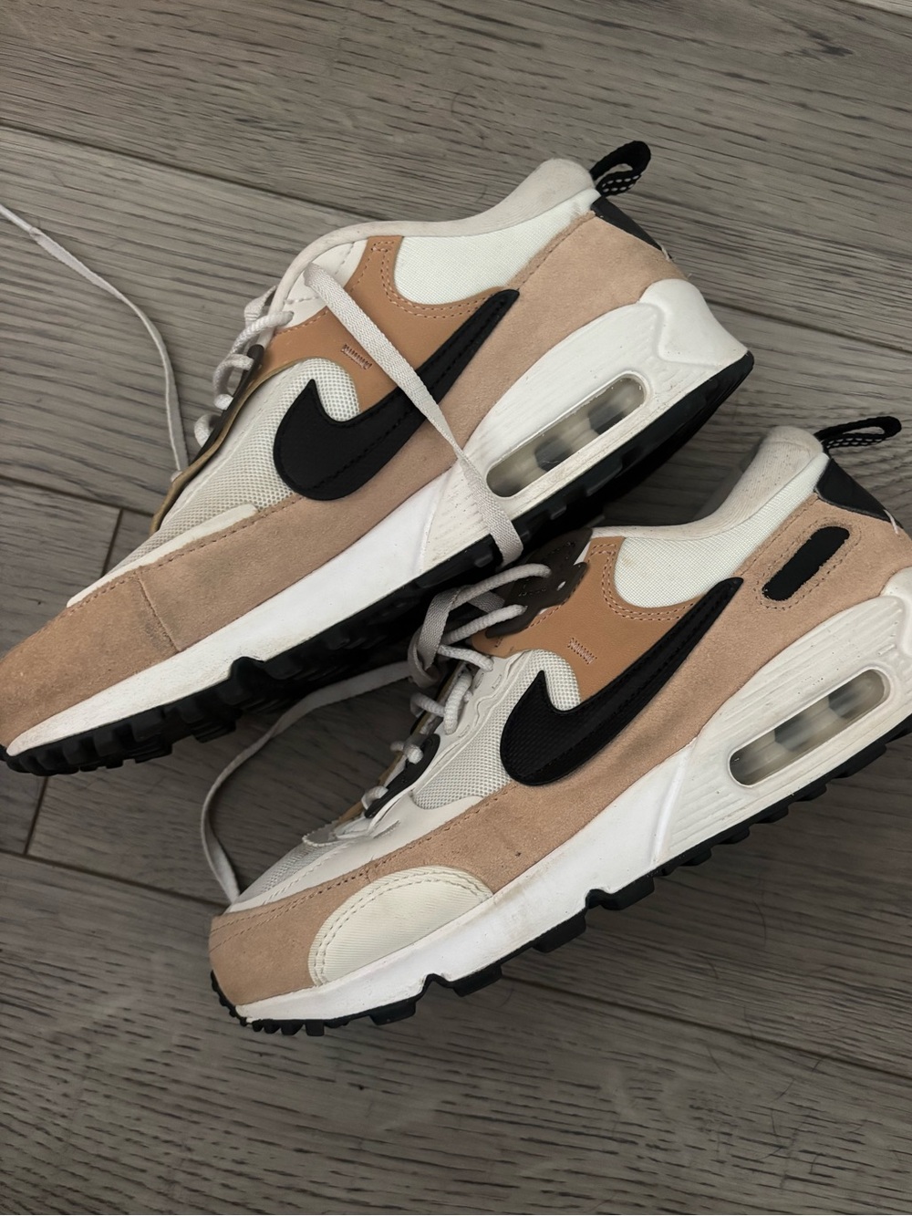 Nike Tan and Black airmax shoes